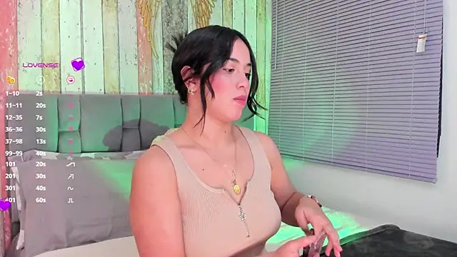 Gigi-bom online show from 01/28/25, 12:26