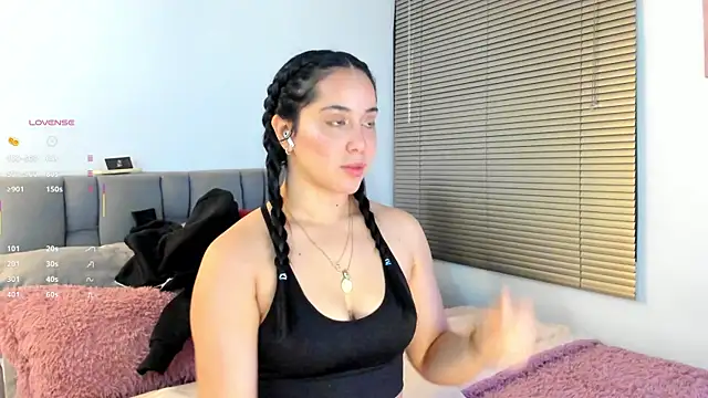 Gigi-bom online show from 05/22/26, 12:29