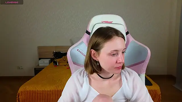 Cowell Adelina online show from 03/09/26, 09:24