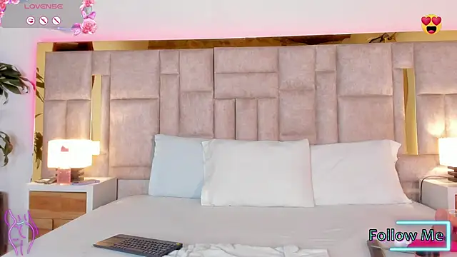 Miss Abigail  online show from 03/01/25, 12:56