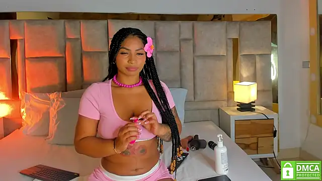 Miss Abigail  online show from 03/30/26, 12:50