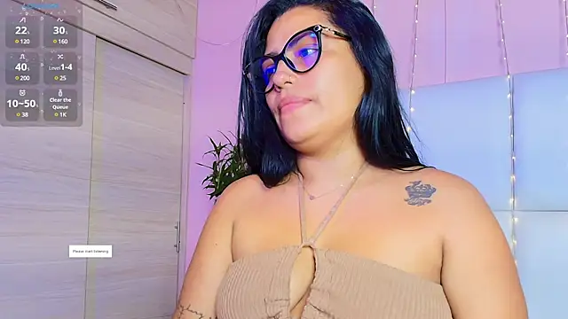 kiana cream online show from 02/28/25, 12:42