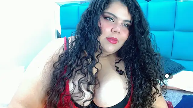 Snapshot of Sarah_Bowie chatting on 01/29/25, 05:40 Sarah Bowie online show from 01/29/25, 05:40