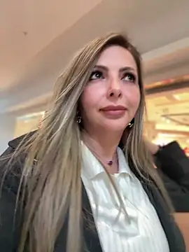  Abril-Office1 online show from 01/07/26, 06:10