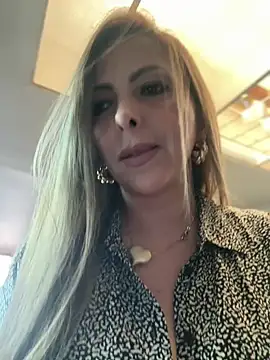  Abril-Office1 online show from 01/14/26, 04:45