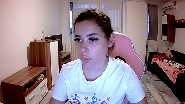 LovelyJulliette online show from 09/11/25, 03:56