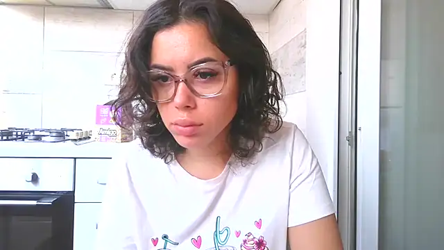 LovelyJulliette online show from 10/23/25, 10:25