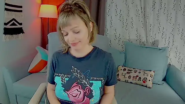 NandiSmile online show from 02/27/26, 05:24