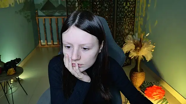 Snapshot of VeliraBraitberg chatting on 12/21/24, 05:03 VeliraBraitberg online show from 12/21/24, 05:03