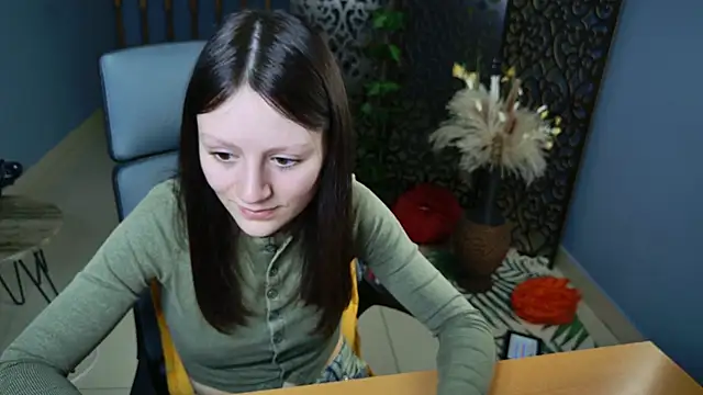 Snapshot of VeliraBraitberg chatting on 12/27/24, 11:17 VeliraBraitberg online show from 12/27/24, 11:17