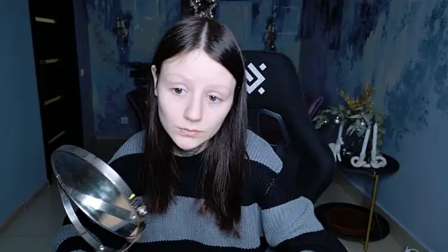 Snapshot of VeliraBraitberg chatting on 01/05/25, 05:09 VeliraBraitberg online show from 01/05/25, 05:09