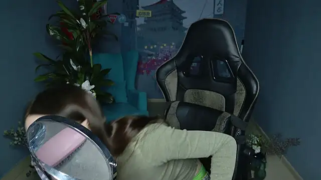 Snapshot of VeliraBraitberg chatting on 02/27/25, 05:02 VeliraBraitberg online show from 02/27/25, 05:02