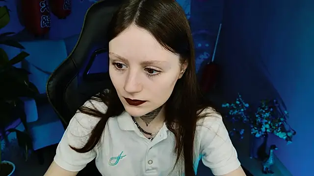 Snapshot of VeliraBraitberg chatting on 03/07/25, 11:18 VeliraBraitberg online show from 03/07/25, 11:18