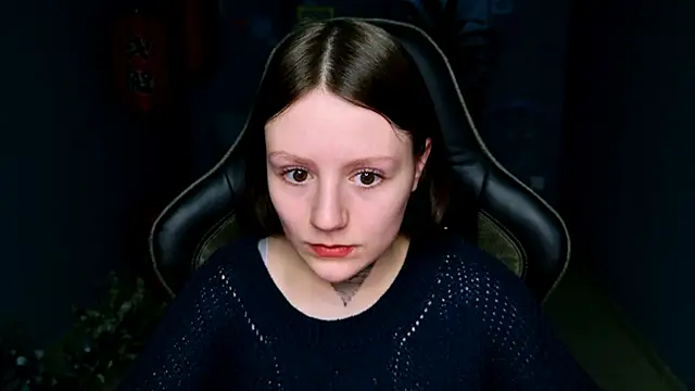 Snapshot of VeliraBraitberg chatting on 03/15/25, 11:29 VeliraBraitberg online show from 03/15/25, 11:29