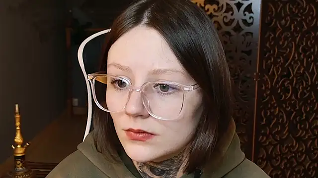 Snapshot of VeliraBraitberg chatting on 03/21/25, 08:17 VeliraBraitberg online show from 03/21/25, 08:17