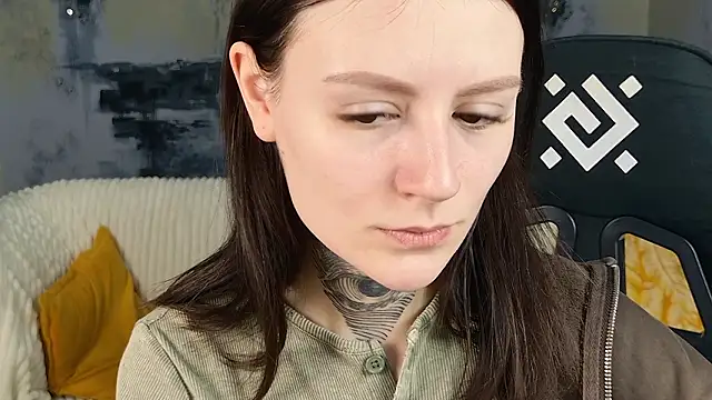 Snapshot of VeliraBraitberg chatting on 02/21/26, 02:07 VeliraBraitberg online show from 02/21/26, 02:07