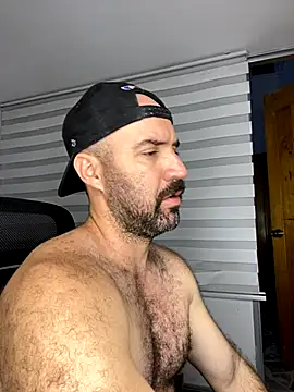 ADONIS ART01 online show from 10/26/25, 10:47