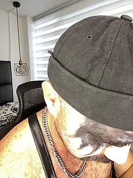 ADONIS ART01 online show from 10/31/25, 07:04