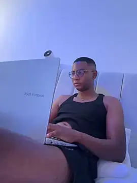 Arwens bell08 online show from 01/10/25, 03:58