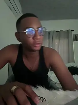 Arwens bell08 online show from 03/04/25, 10:49