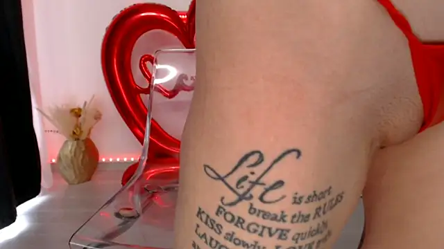 arianatattoos online show from 02/12/25, 11:40