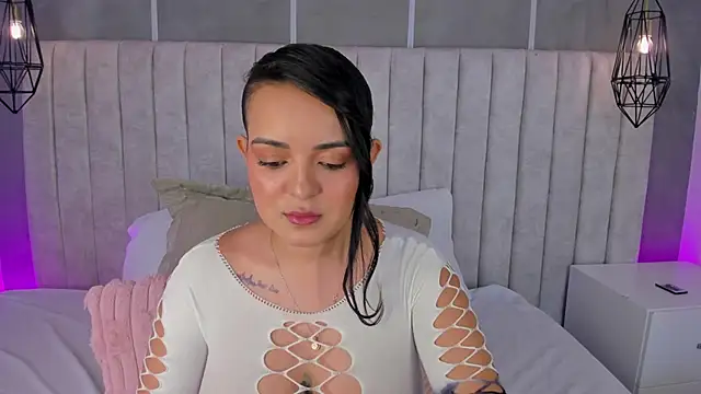 lea gray online show from 04/09/26, 06:35