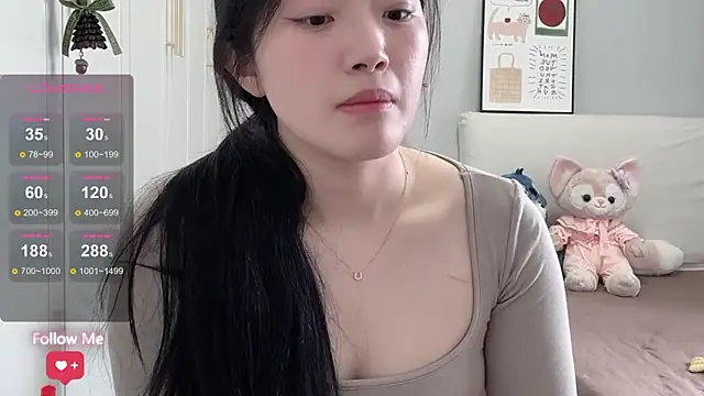 Snapshot of rose-u chatting on 05/24/26, 01:10 rose-u online show from 05/24/26, 01:10