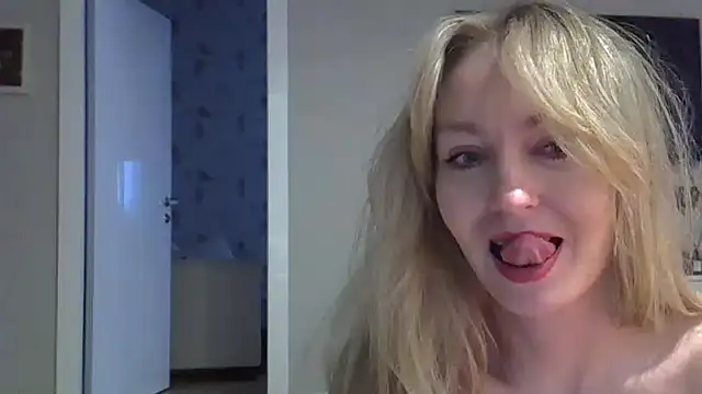 ZarinaSwift online show from 02/19/25, 05:16