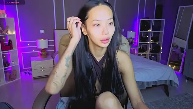  MIURA  online show from 04/04/26, 12:53