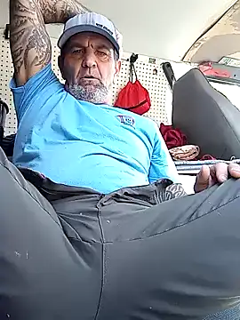 Hotbodyscottie online show from 12/16/24, 03:22