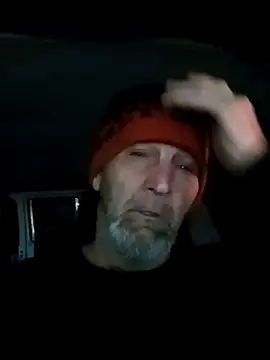 Hotbodyscottie online show from 12/25/24, 11:22