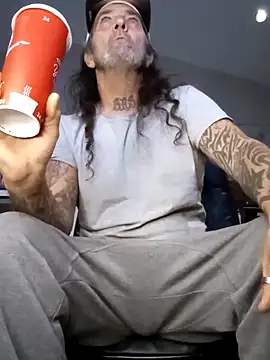 Hotbodyscottie online show from 02/17/25, 11:23