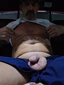 Hotbodyscottie online show from 05/27/26, 06:54