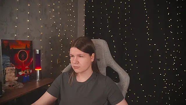 cuteamberlyyy online show from 12/23/25, 05:27