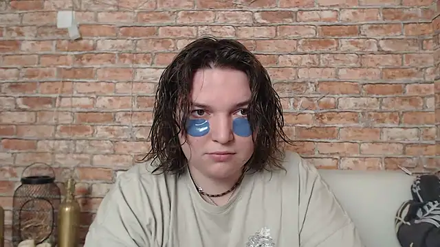 Amelia Kiss  online show from 02/12/25, 12:58