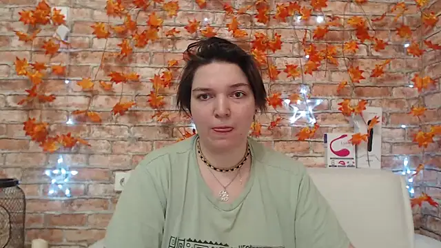 Amelia Kiss  online show from 11/27/25, 12:35