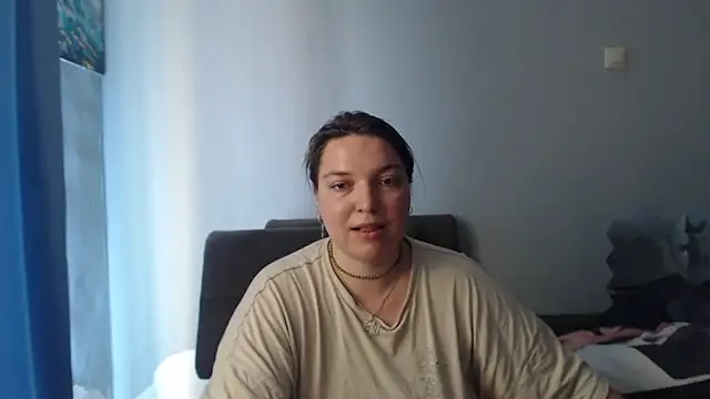 Snapshot of Amelia_Kiss_ chatting on 06/08/26, 02:01 Amelia Kiss online show from 06/08/26, 02:01