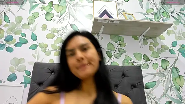 atilanadiaz7 online show from 02/27/25, 02:32