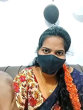 melina214 online show from 01/18/26, 04:16