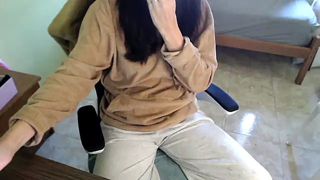 Snapshot of samantha_s69 chatting on 02/25/26, 12:26 samantha s69 online show from 02/25/26, 12:26