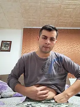 hornny1995 online show from 01/19/25, 03:53