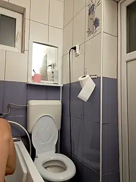 hornny1995 online show from 10/17/25, 04:53