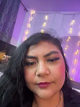 Juli Walker online show from 03/06/26, 02:41