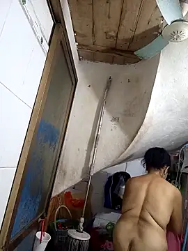 Hotestlove online show from 11/11/25, 12:27