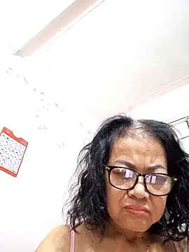 Hotestlove online show from 11/15/25, 02:24