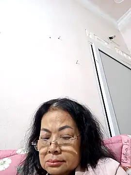 Hotestlove online show from 12/05/25, 02:25