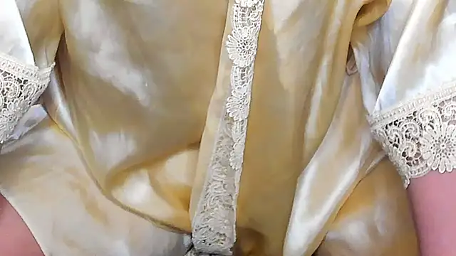 Snapshot of yourastral chatting on 02/08/25, 12:06 yourastral online show from 02/08/25, 12:06