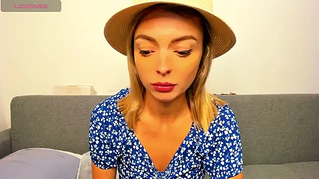  ellen meow  online show from 10/07/25, 09:23