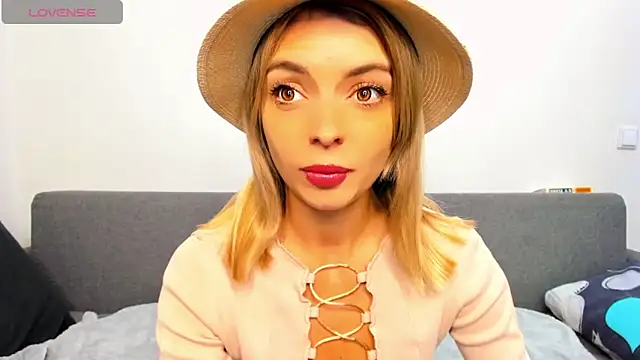  ellen meow  online show from 11/11/25, 09:15