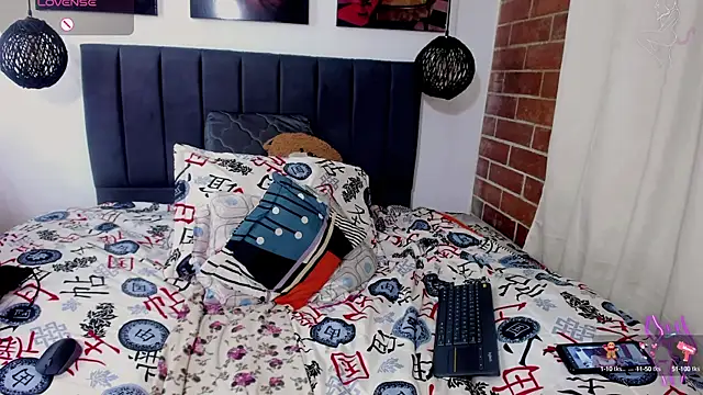 kyliejenner hot online show from 03/03/25, 09:00